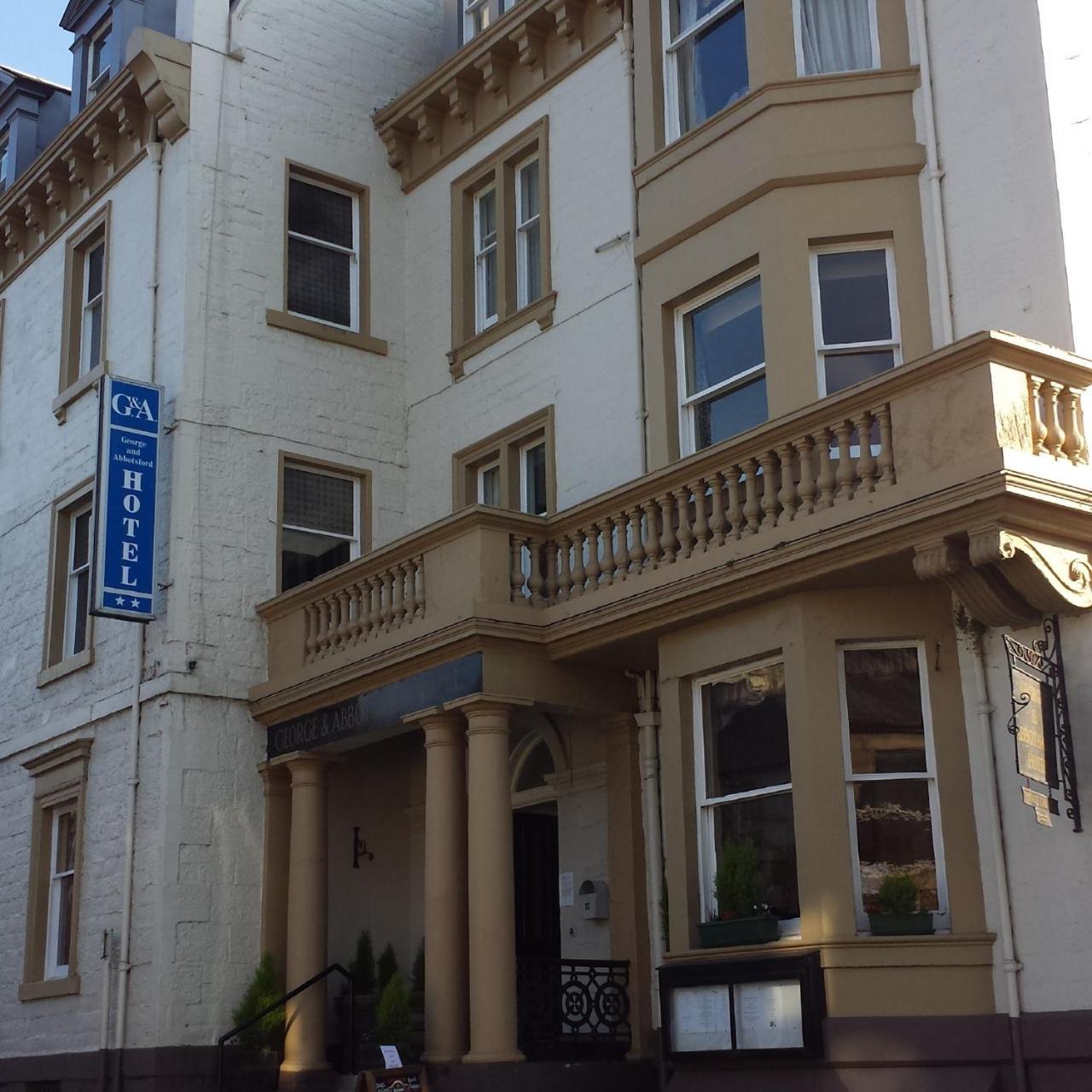 George And Abbotsford Hotel Melrose Exterior photo